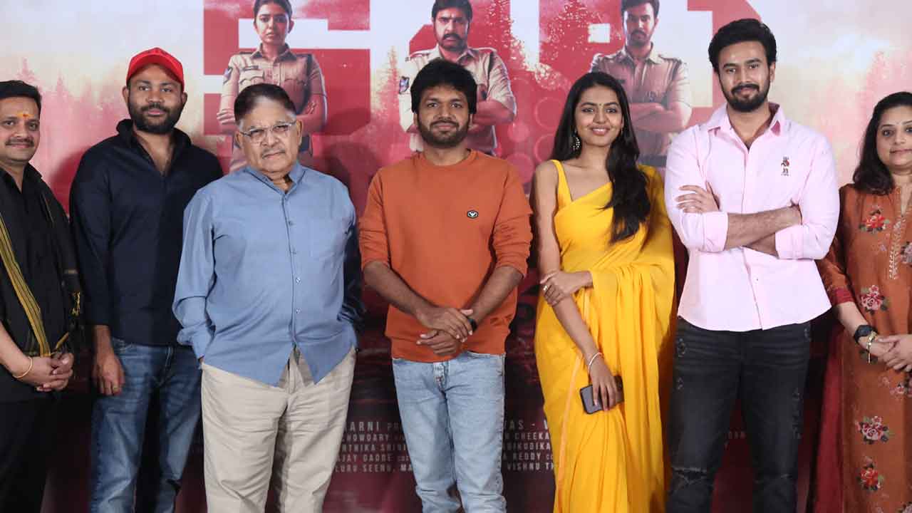 నేరస్థుల్ని పట్టుకోవాల్సిన పోలీసులే కేసులో ఇరుక్కుంటే?