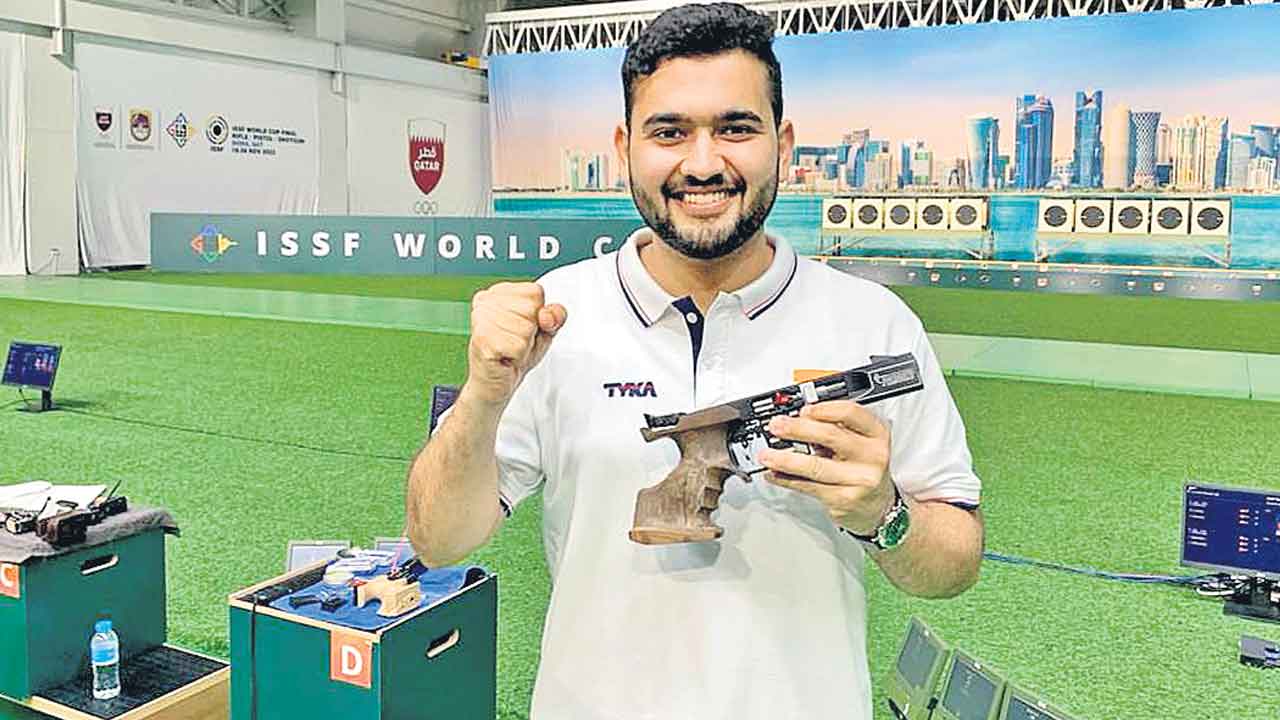 అనీశ్‌కు కాంస్యం