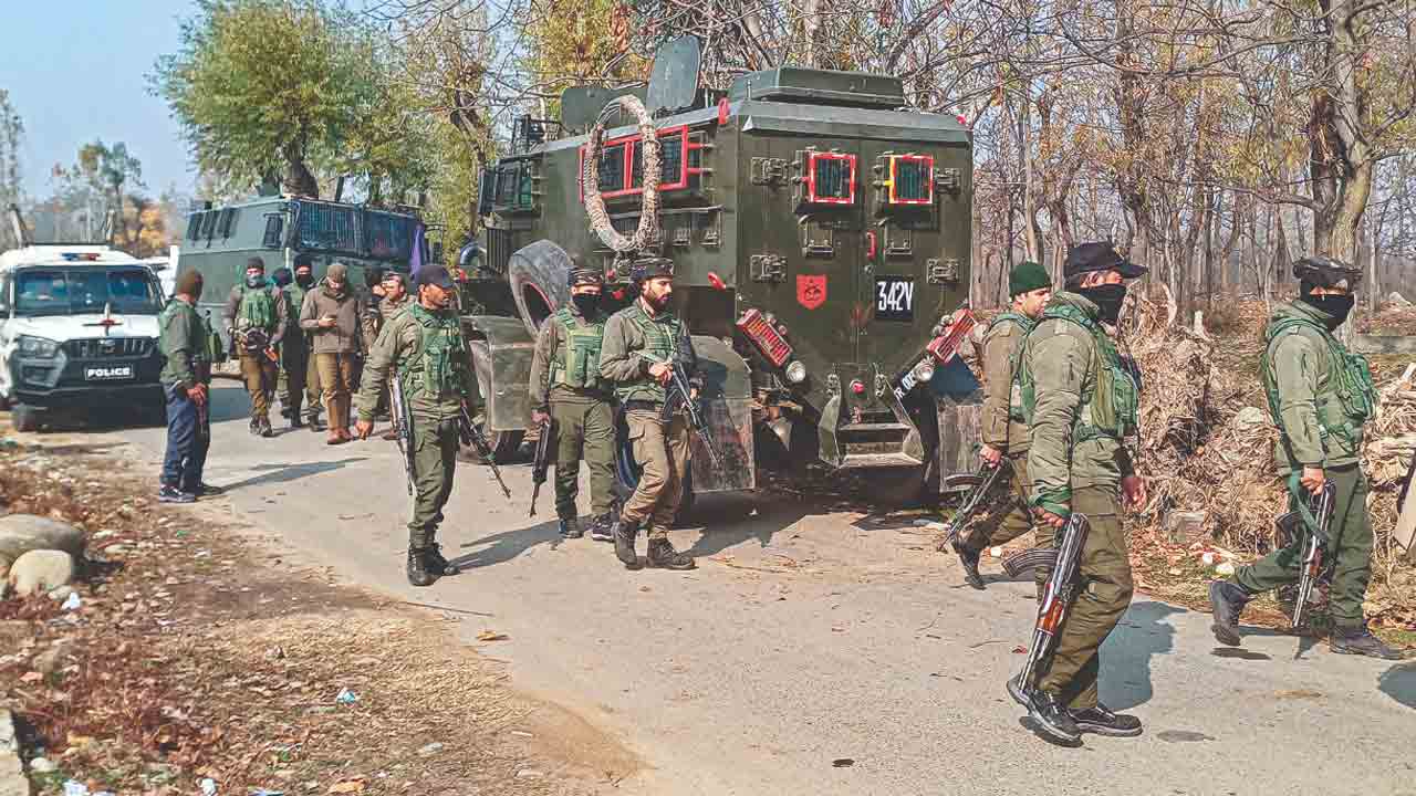 Army Probe | సైనికులు అదుపులోకి తీసుకున్న ముగ్గురు వ్యక్తులు మృతి.. దర్యాప్తునకు ఆర్మీ ఆదేశం