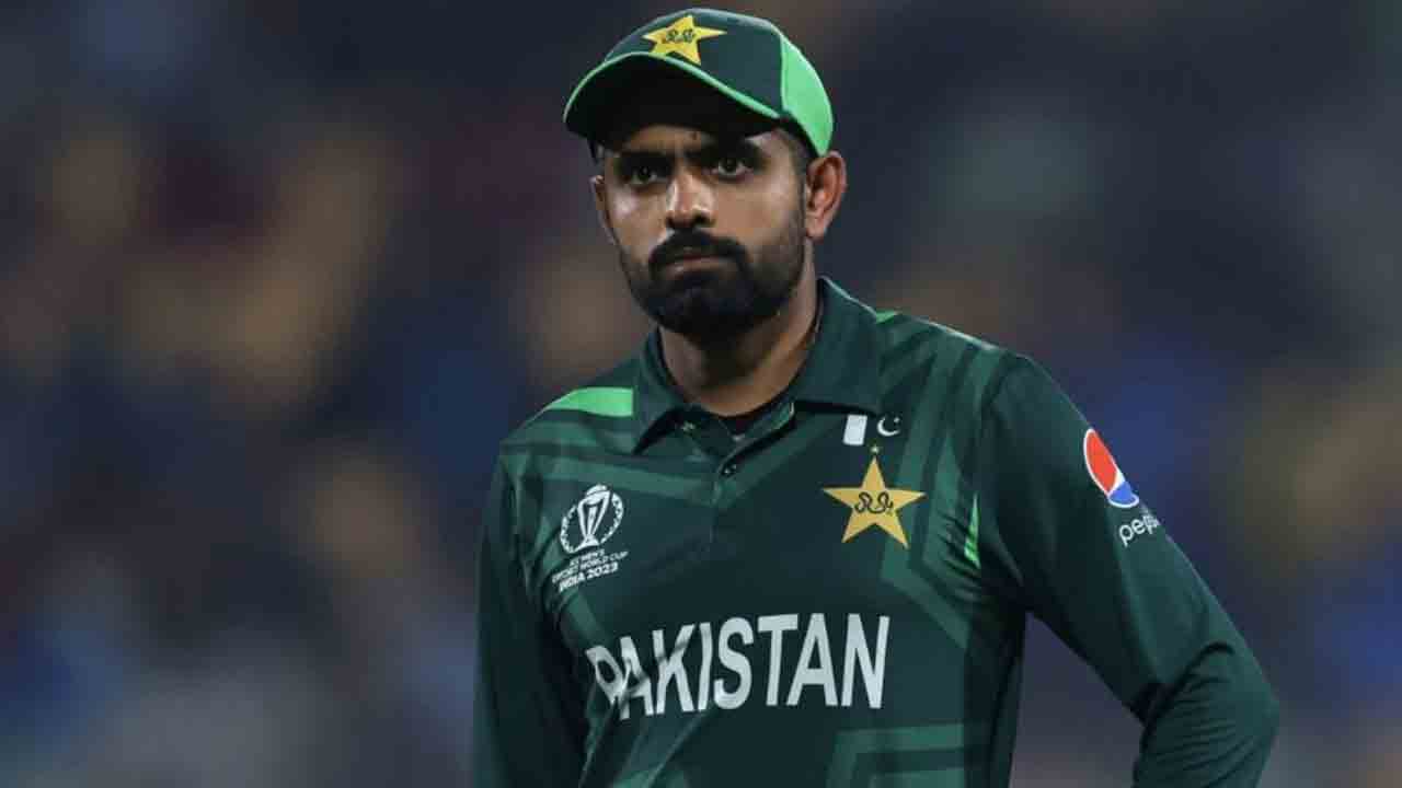 కెప్టెన్సీకి బాబర్‌ గుడ్‌బై