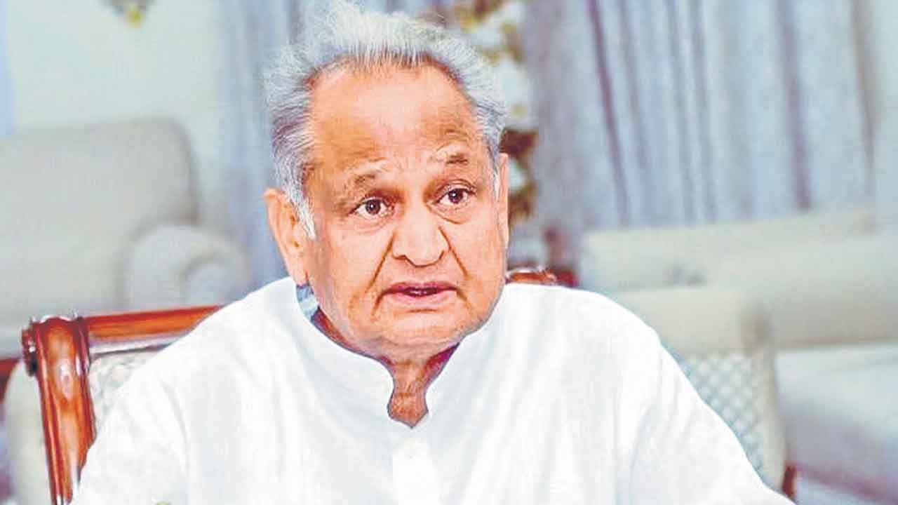 Congress Gurrantees | 7 గ్యారంటీలు పొందాలంటే మిస్డ్‌కాల్‌ ఇవ్వండి.. ఓటర్లను మాయచేసేందుకు కాంగ్రెస్‌ కుయుక్తులు.. ఈసీ ఆగ్రహం