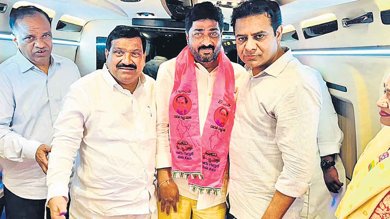 బీఆర్‌ఎస్‌లో చేరిన బాలకిషన్‌ యాదవ్‌