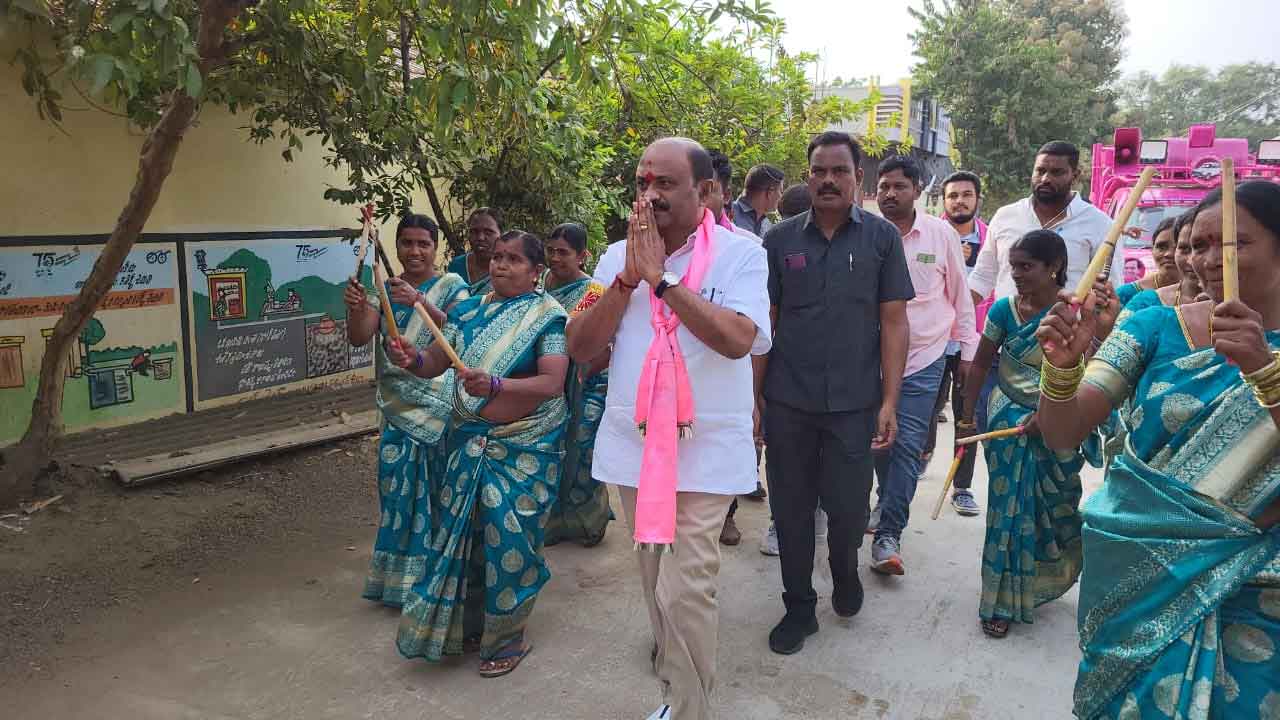 MLA Challa Dharma Reddy | పరకాలలో ప్రతిపక్షాల అడ్రస్ గల్లంతవ్వడం ఖాయం : ఎమ్మెల్యే చల్లా ధర్మారెడ్డి