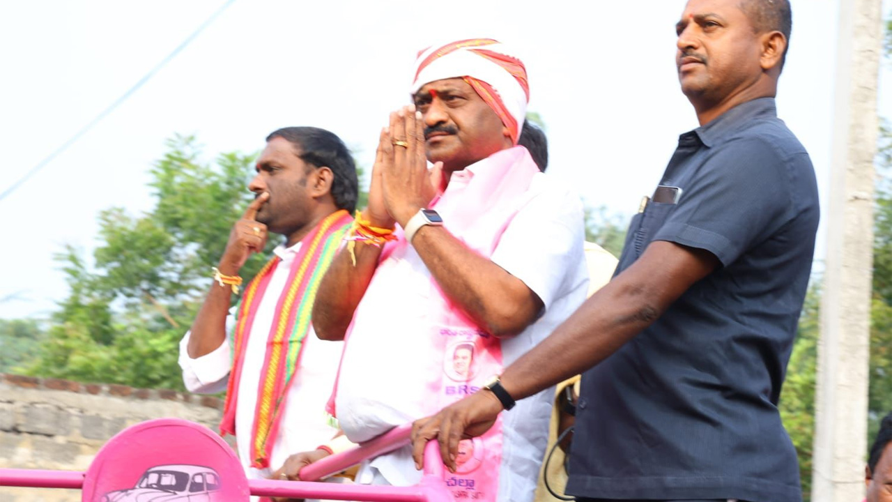 కాంగ్రెస్‌కు ఓటేస్తే కన్నీళ్లే : పరకాల ఎమ్మెల్యే చల్లా ధర్మారెడ్డి