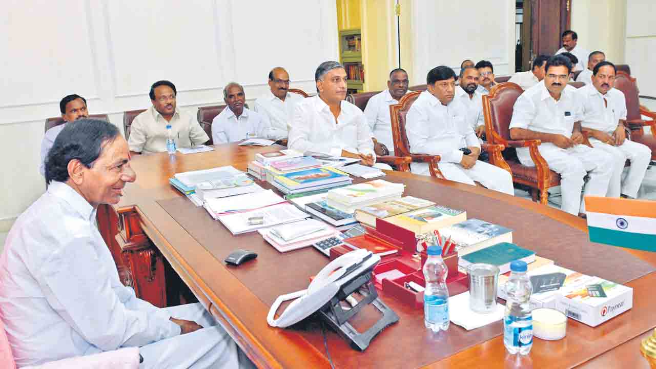 ప్రజా ప్రగతికి ఆదర్శం