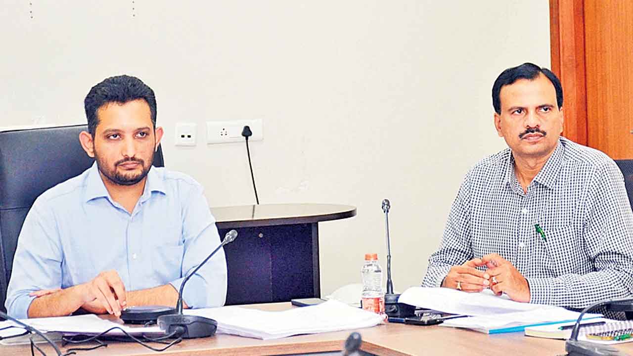 ఎన్నికలకు అన్ని ఏర్పాట్లు పూర్తి