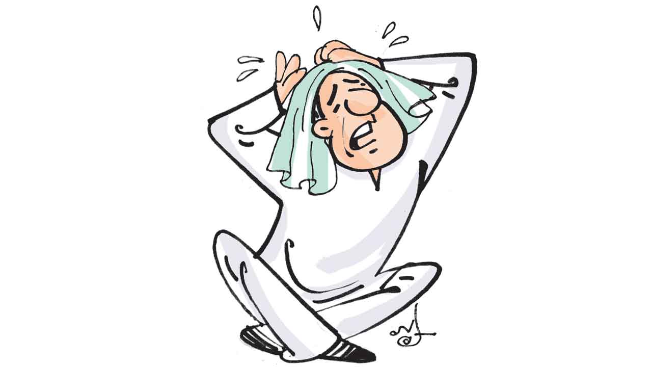 నీ చుట్టూ.. కోవర్టూ..!