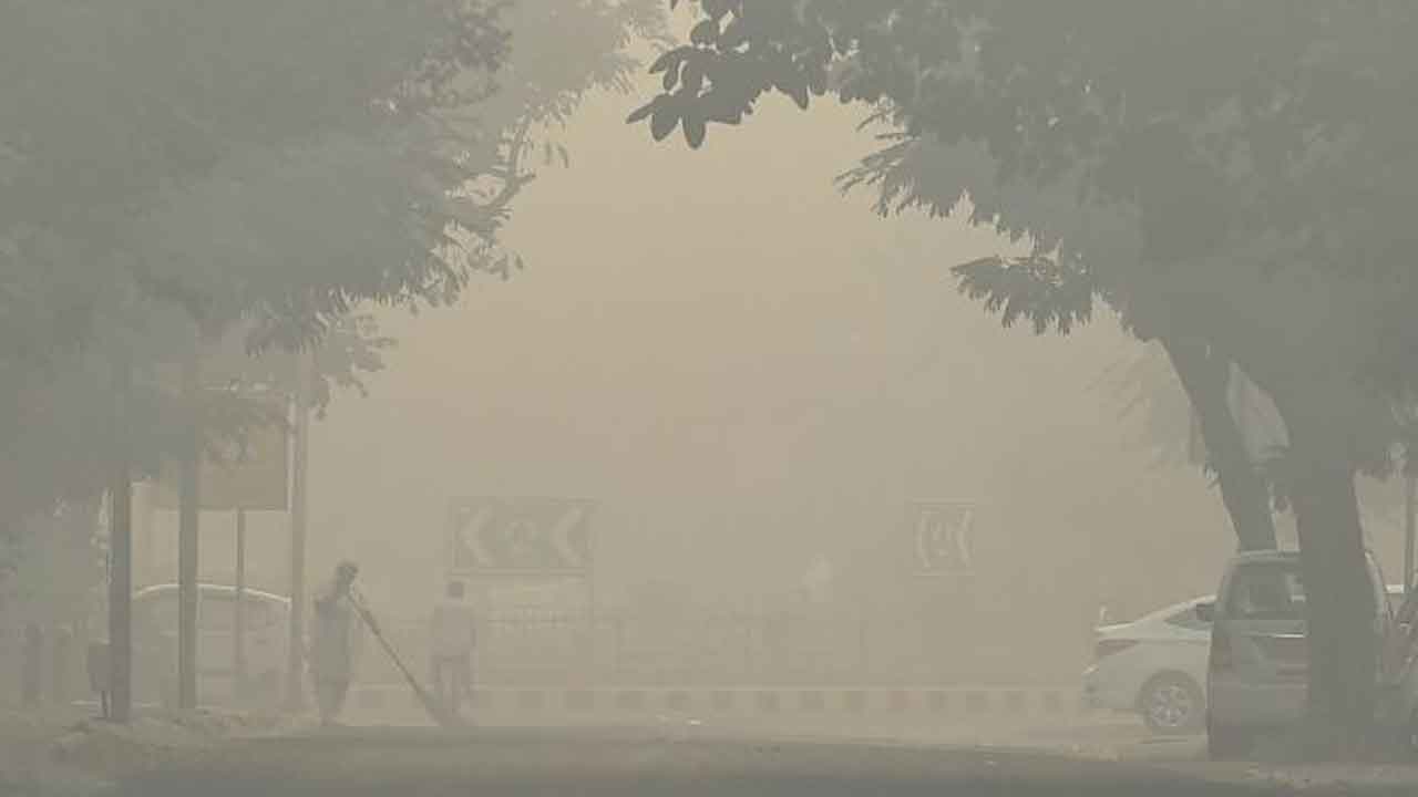 ఊపిరాడని ఢిల్లీ