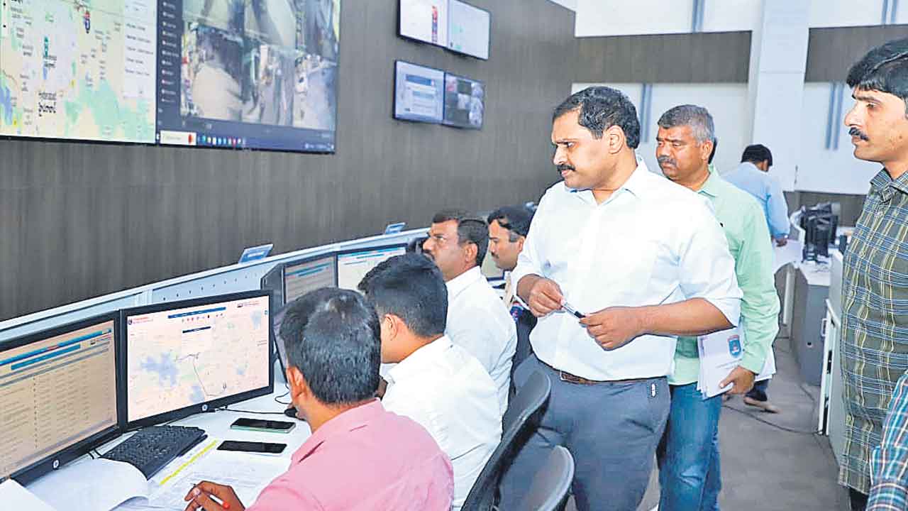 ఎన్నికలకు సర్వం సిద్ధం