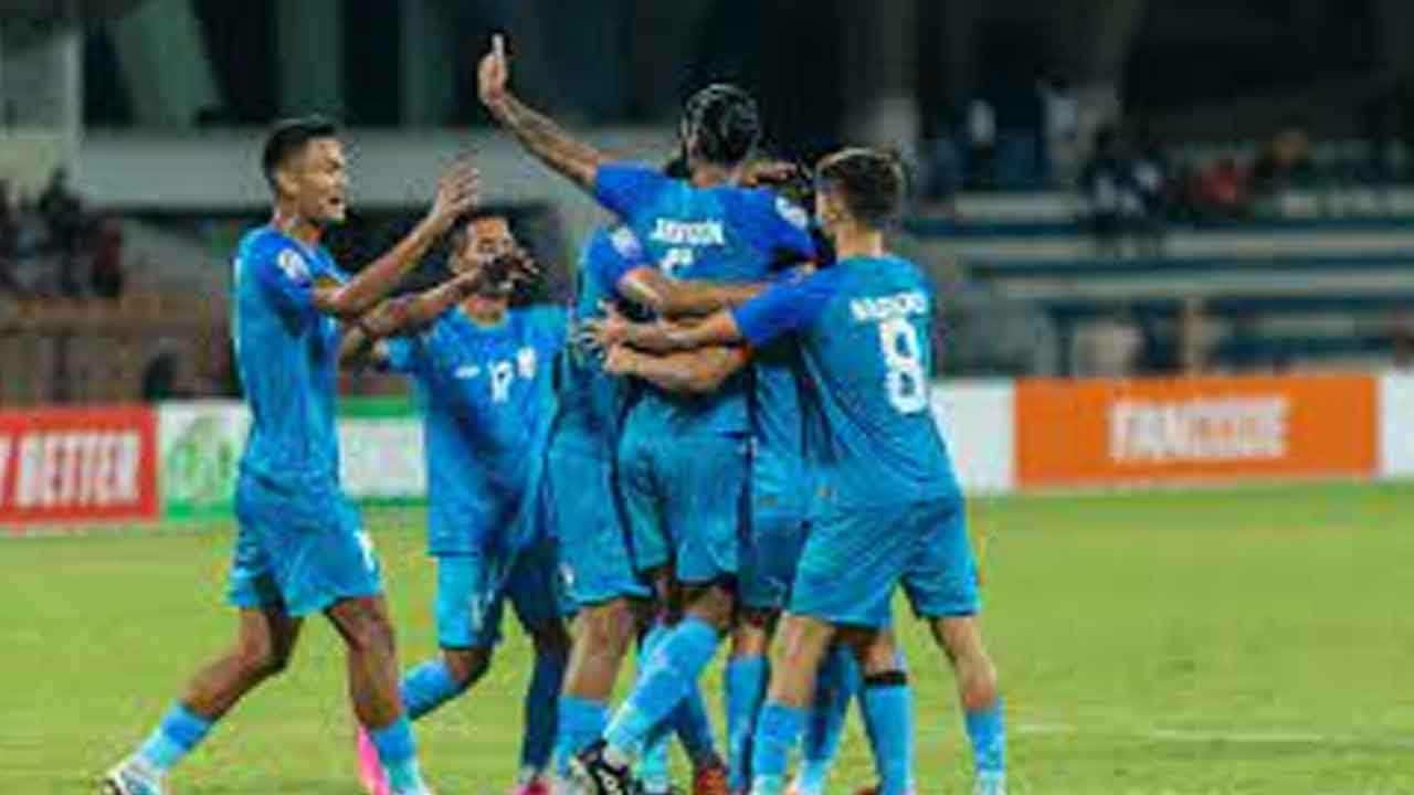 భారత్‌ అదుర్స్‌