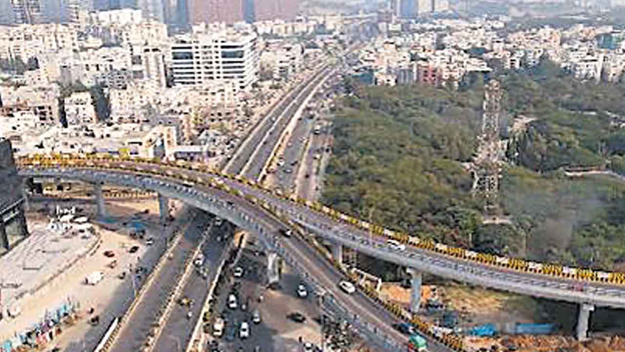 హైదరాబాద్‌ బిర్యానీలా.. అభివృద్ధి ఘుమఘుమలు