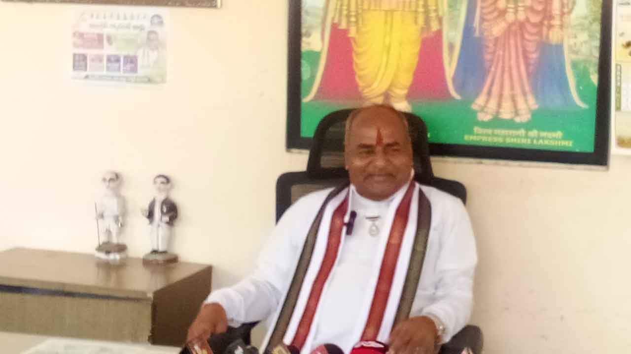 Former MLA Gangaram | ఎమ్మెల్యే హనుమంత్ షిండేకు మద్దతు ప్రకటించిన కాంగ్రెస్‌ మాజీ ఎమ్మెల్యే  గంగారాం