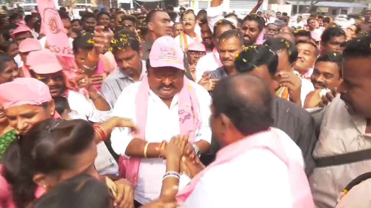 Minister Gangula | భార్య పుస్తెలు అమ్మి పోటీ చేశానని చెప్పుకున్న సంజయ్‌కు ఇన్ని కోట్లు ఎక్కడివి ? : మంత్రి గంగుల