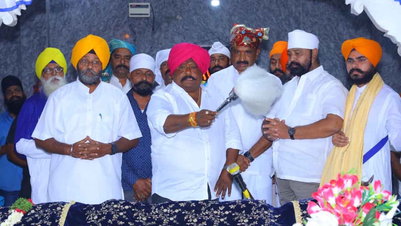 Minister Gangula | త్యాగానికి, దేశభక్తికి మారుపేరు సిక్కులు : మంత్రి గంగుల కమలాకర్