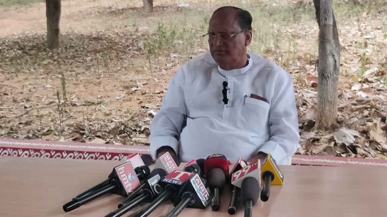 Gutha Sukhender Reddy | కోడిగుడ్డు మీద ఈకలు పీకేలా ప్రతిపక్షాలు ప్రవర్తిస్తున్నాయి : మండలి చైర్మన్‌ గుత్తా సుఖేందర్‌రెడ్డి