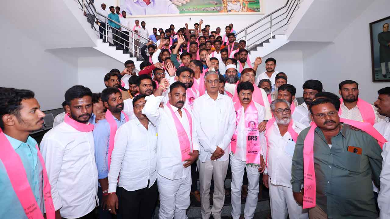 Minister Harish Rao | మంత్రి హరీశ్‌ రావు సమక్షంలో భారీగా బీఆర్‌ఎస్‌లో చేరికలు