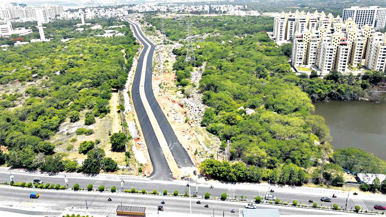 Iiit Link Road