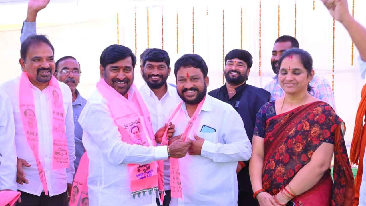 Minister Jagadish Reddy | సూర్యాపేటలో కాంగ్రెస్‌కు బిగ్ షాక్‌.. భారీగా బీఆర్‌ఎస్‌లో చేరికలు