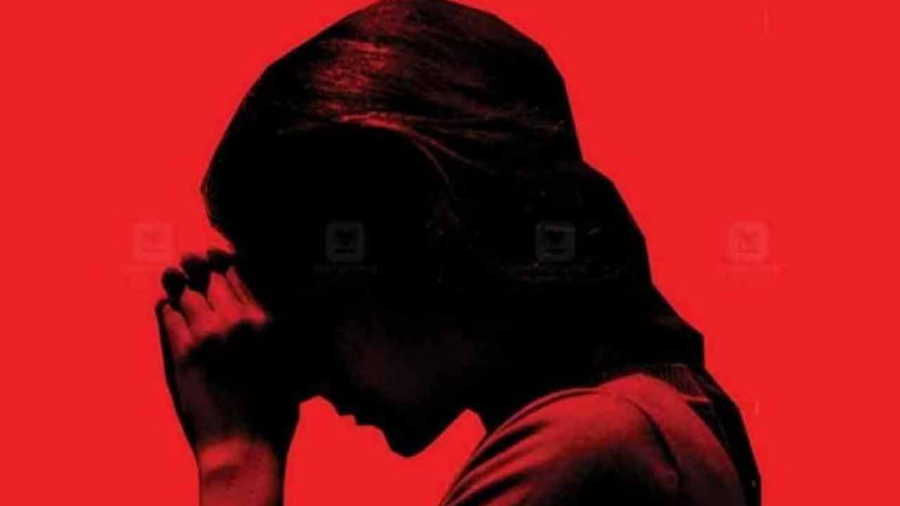 Kerala Woman : ఏడేళ్ల చిన్నారి రేప్ కేసులో త‌ల్లికి 40 ఏళ్ల జైలు శిక్ష‌