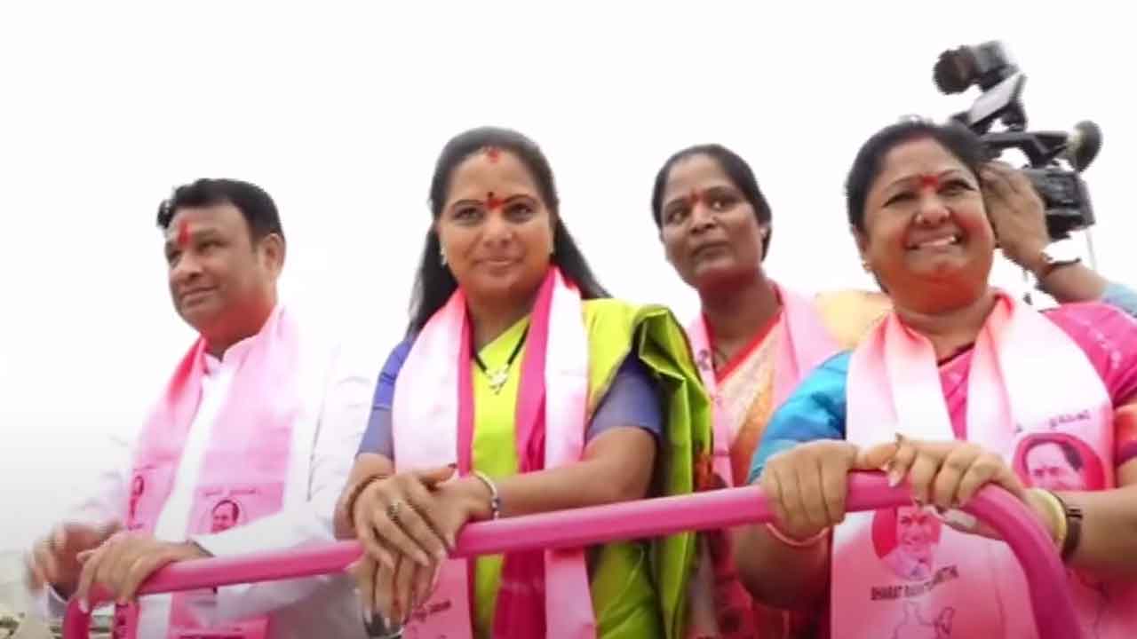 MLC Kavitha | మానవతా దృక్పథంతో పనిచేస్తున్న ప్రభుత్వాన్ని మరోసారి దీవించండి : ఎమ్మెల్సీ కవిత