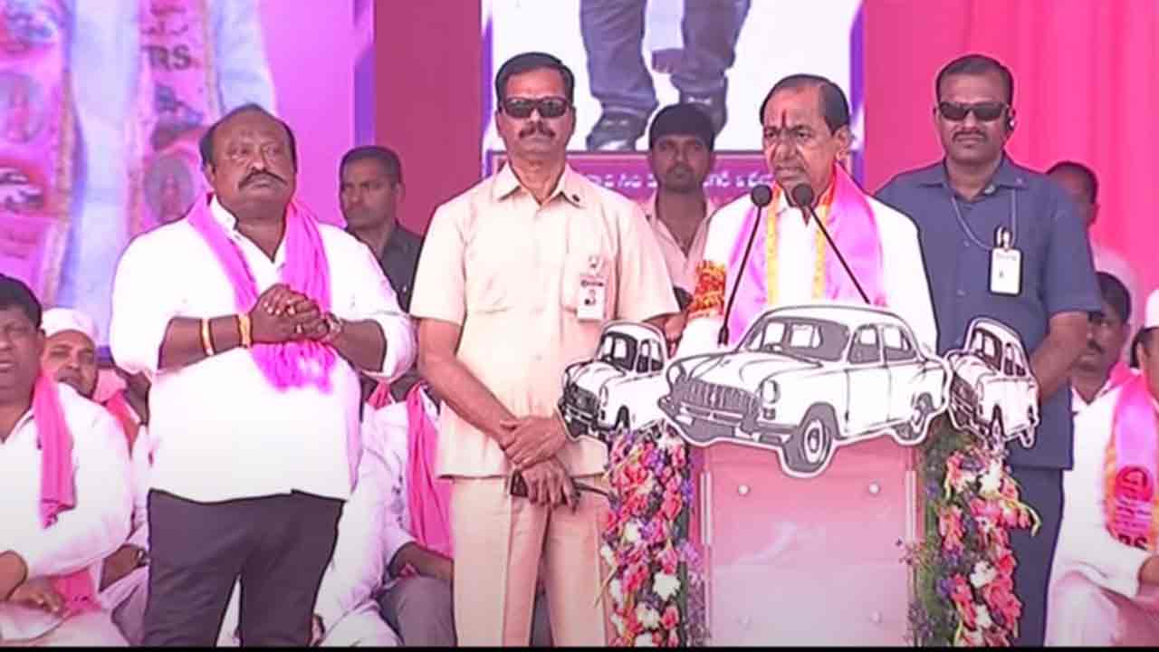 CM KCR | మ‌తం పేరిట పంచాయితీలా..? క‌రీంన‌గ‌ర్ ప్ర‌జ‌లు బీజేపీకి బుద్ధి చెప్పాలి : సీఎం కేసీఆర్