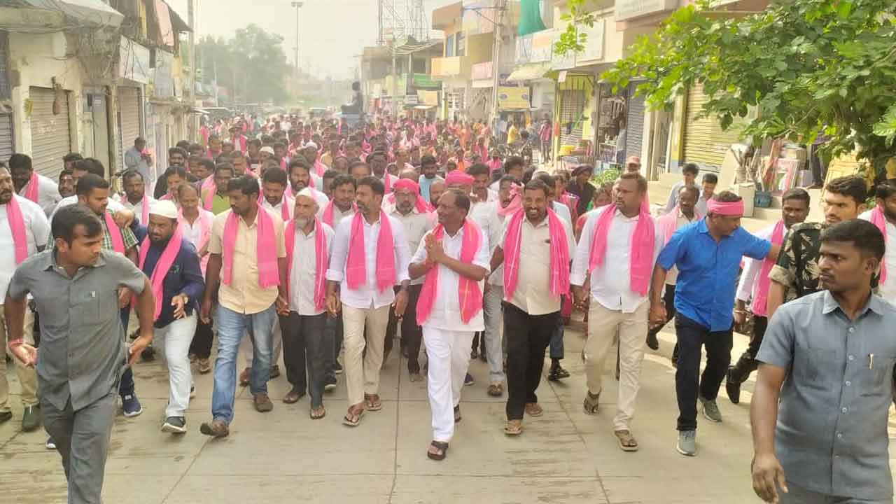 Minister Koppula | గులాబీమయమైన ధర్మపురి ..ప్రచారంలో దూసుకెళ్తున్న మంత్రి కొప్పుల ఈశ్వర్