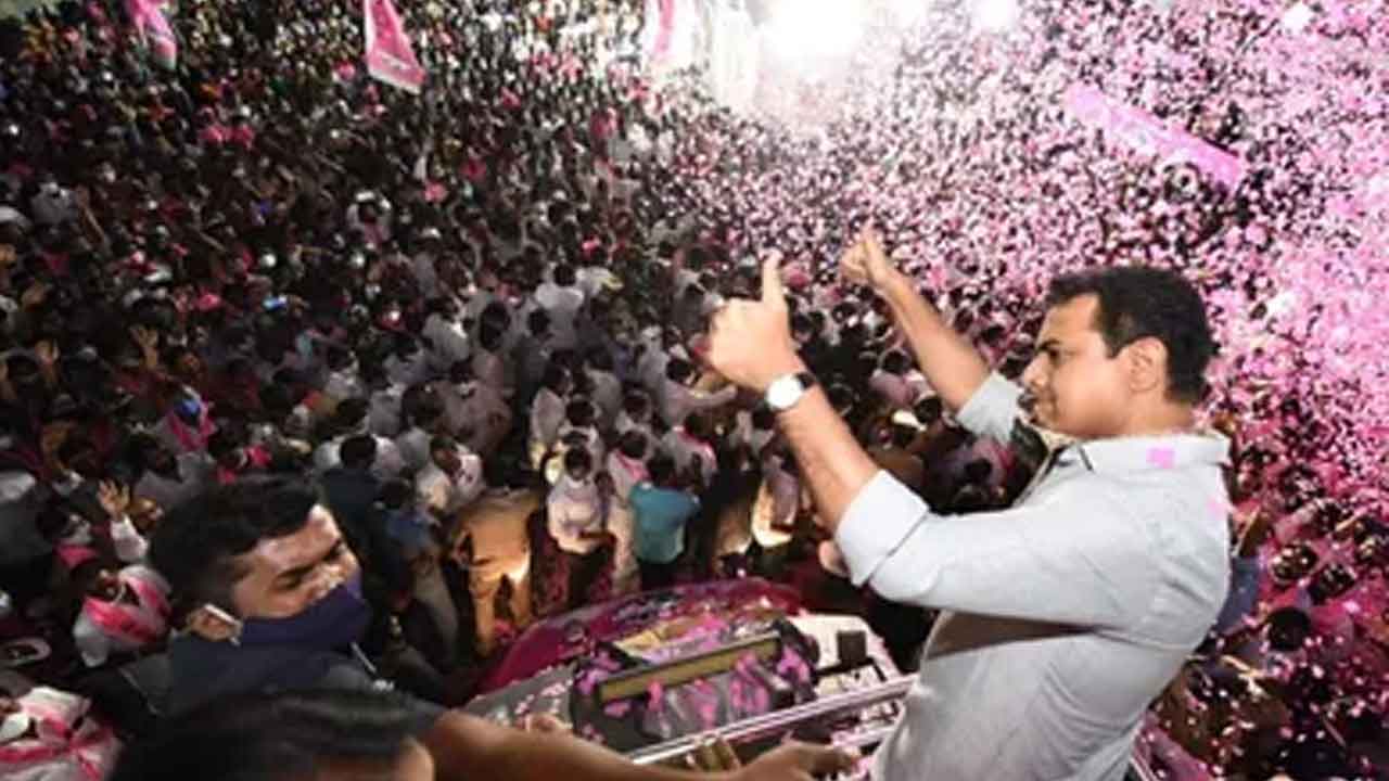 పోరు బరిలో.. ఇక హోరాహోరీ