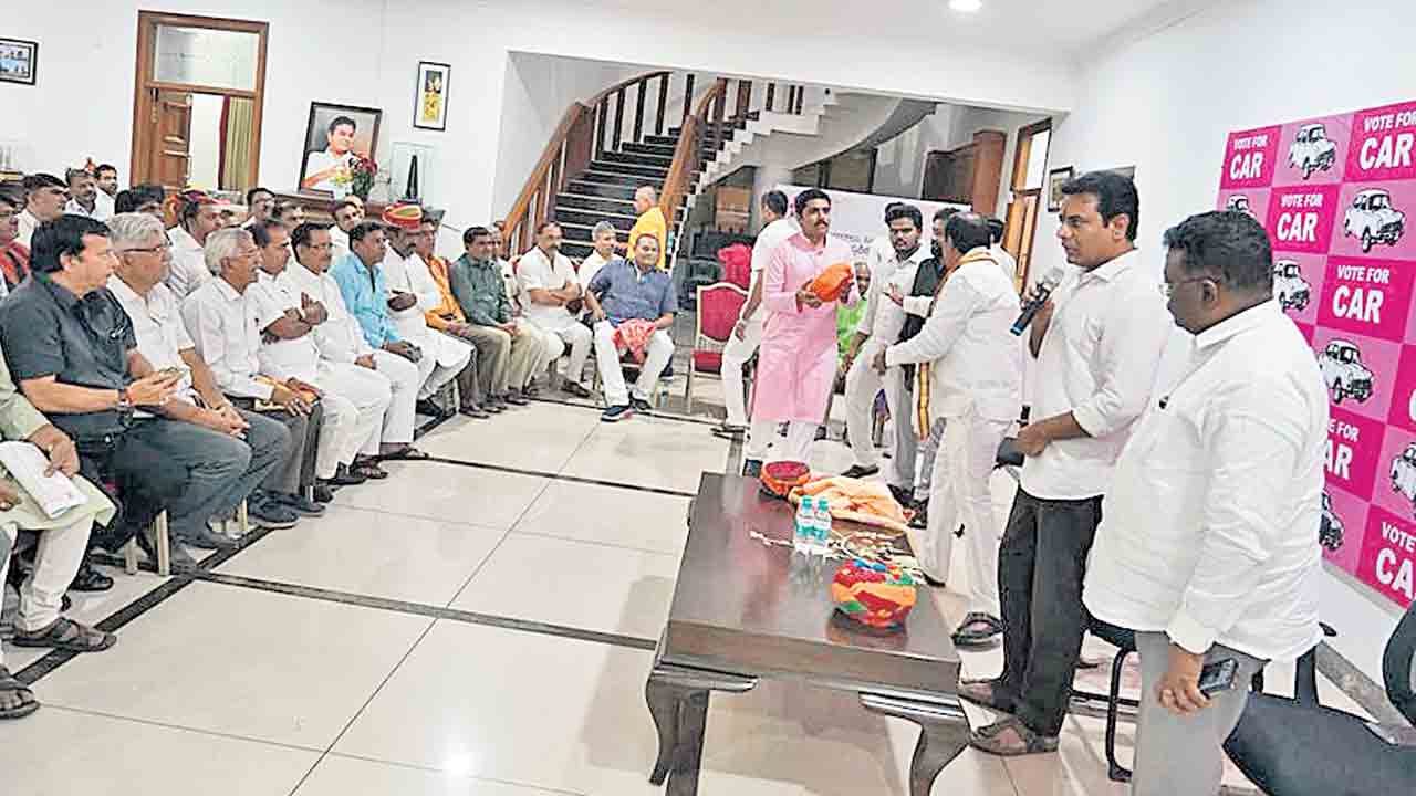 బీఆర్‌ఎస్‌కు మద్దతుగా ఉత్తర భారతీయులు