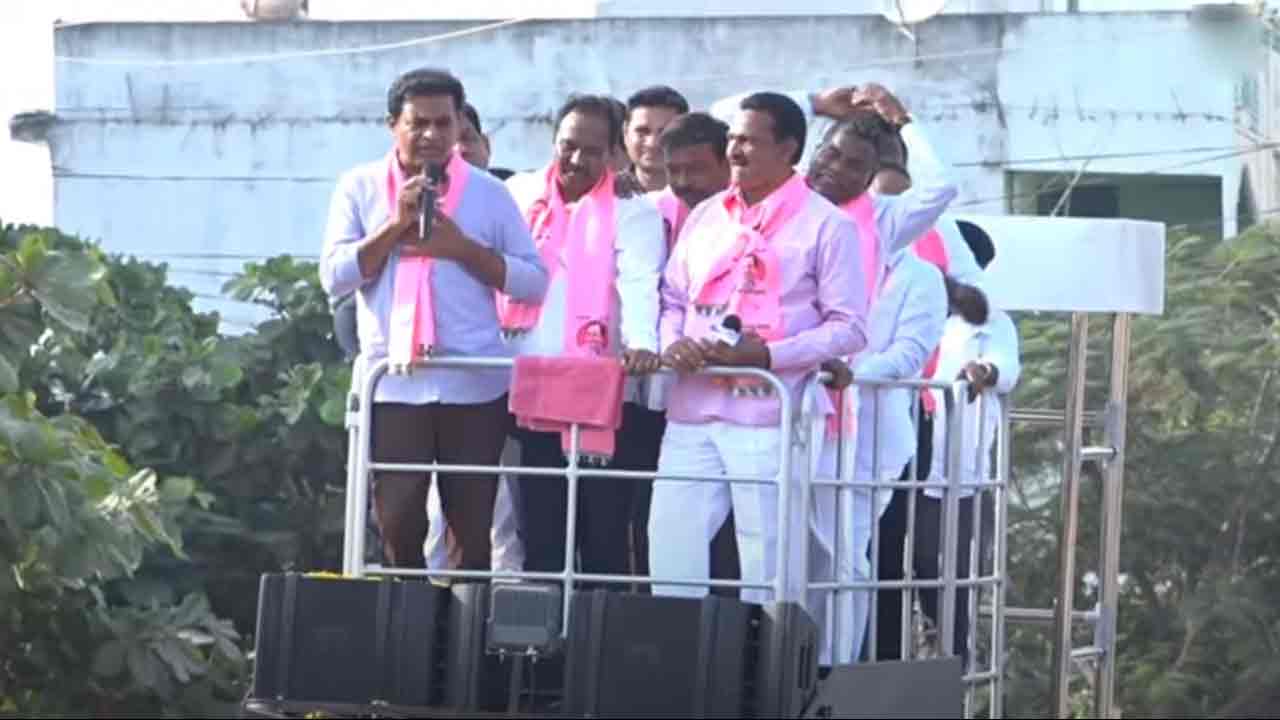 KTR | మిగిలిన రుణ‌మాఫీ మిత్తితో స‌హా క‌ట్టించి ఇచ్చే బాధ్య‌త మాది : మంత్రి కేటీఆర్