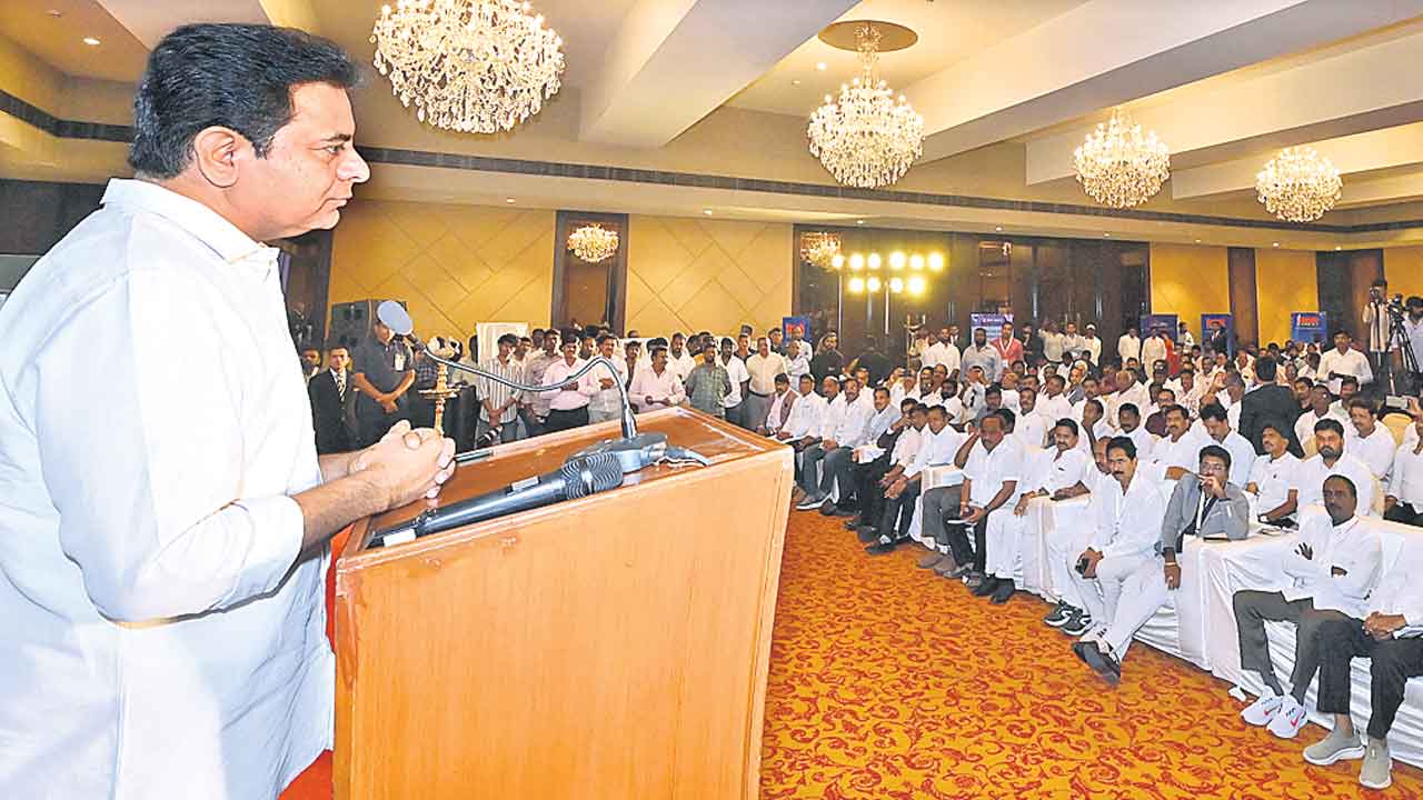 Minister KTR | కసాయి చేతిలో తెలంగాణను పెట్టొద్దు