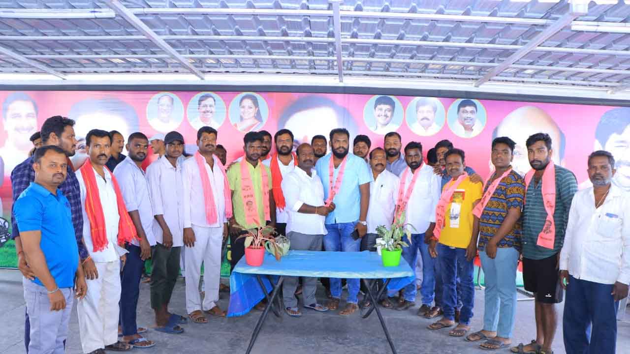 MLA Chirumurthy | ఎమ్మెల్యే చిరుమర్తి లింగయ్య సమక్షంలో బీఆర్ఎస్‌లో చేరికలు
