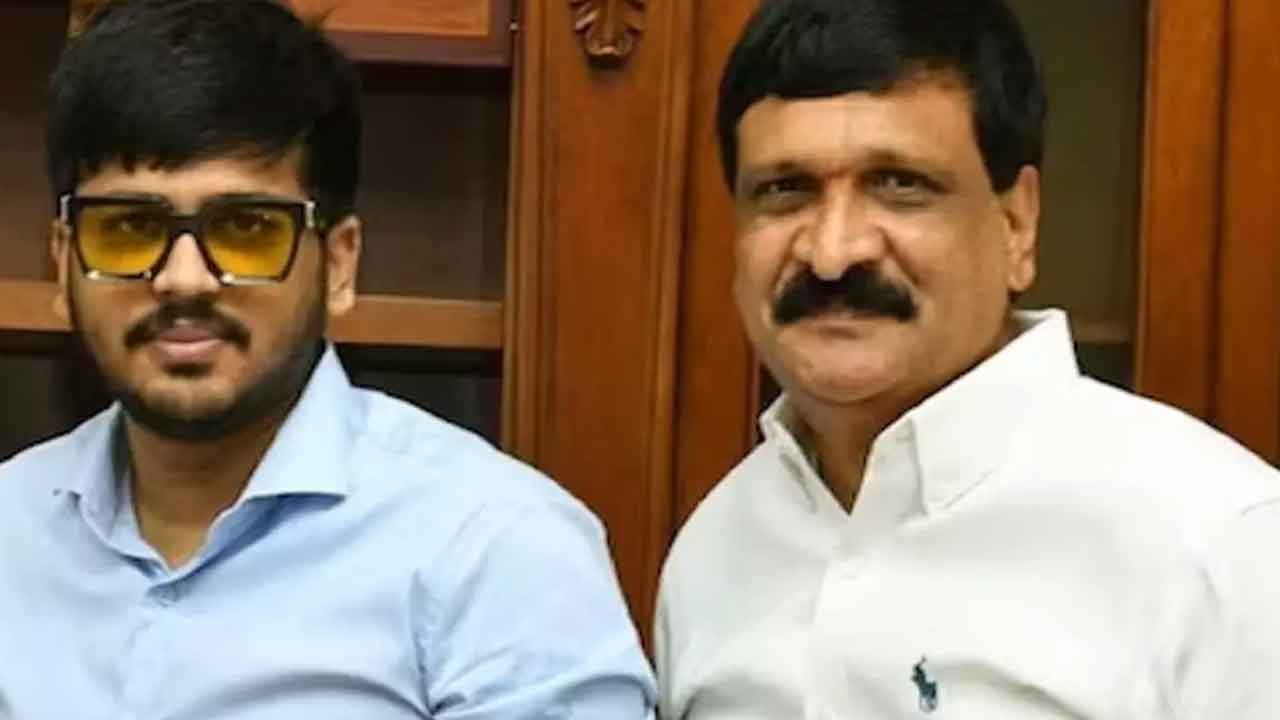 వారసులకే పెద్దపీట