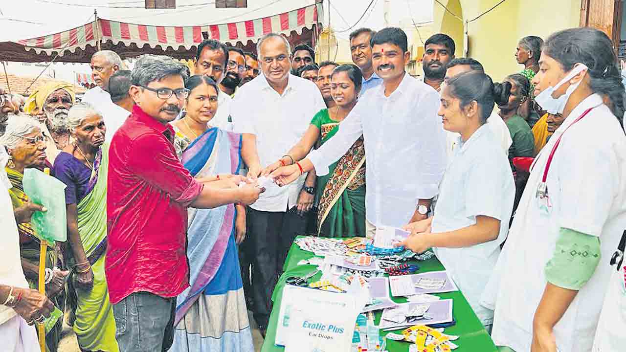 ఉయ్యాలో.. ఉయ్యాలా.. ఊర్లకు ఊపిరి పోసేలా..