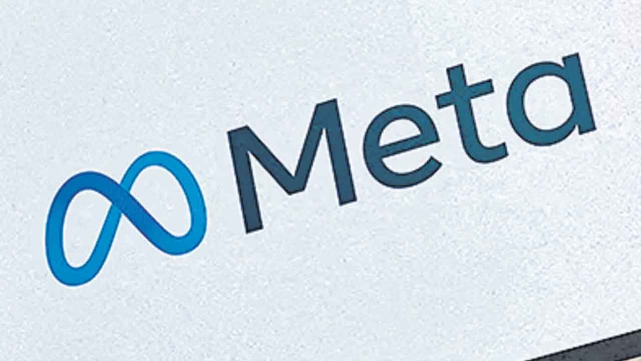 అక్రమంగా యువ యూజర్ల డాటా సేకరణ!