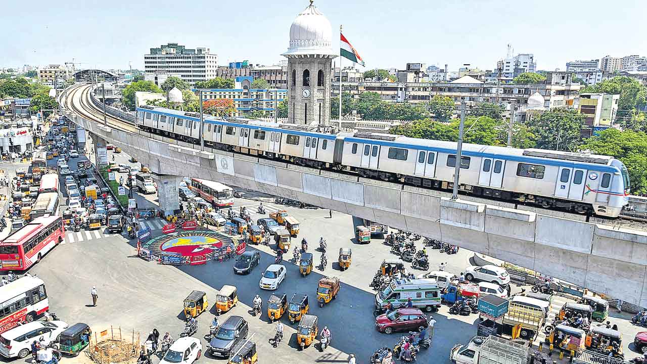 Hyderabad Metro | హైదరాబాద్‌ నలుమూలలా మెట్రో.. 415 కి.మీ. రైలు మార్గం నిర్మాణమే లక్ష్యంగా మొదలైన పనులు