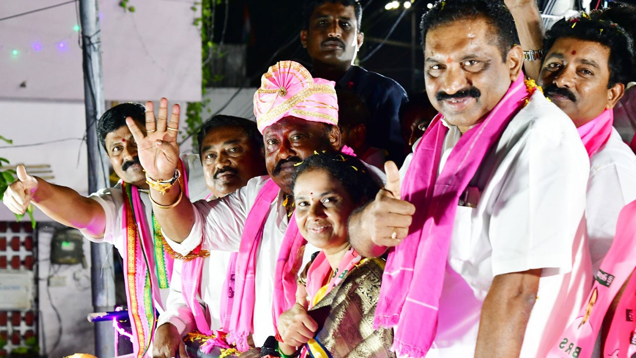 అభివృద్ధి చూసి ఆశీర్వదించండి