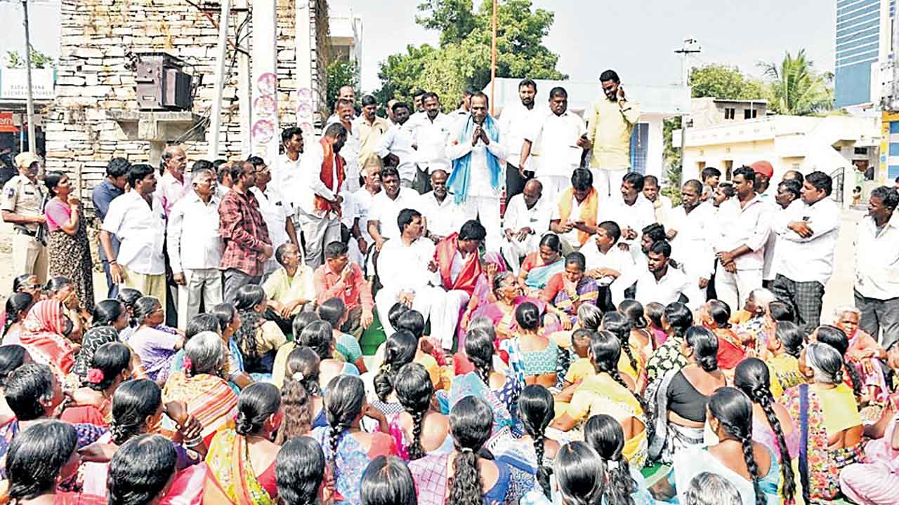 అభివృద్ధికి ఓటెయ్యండి..