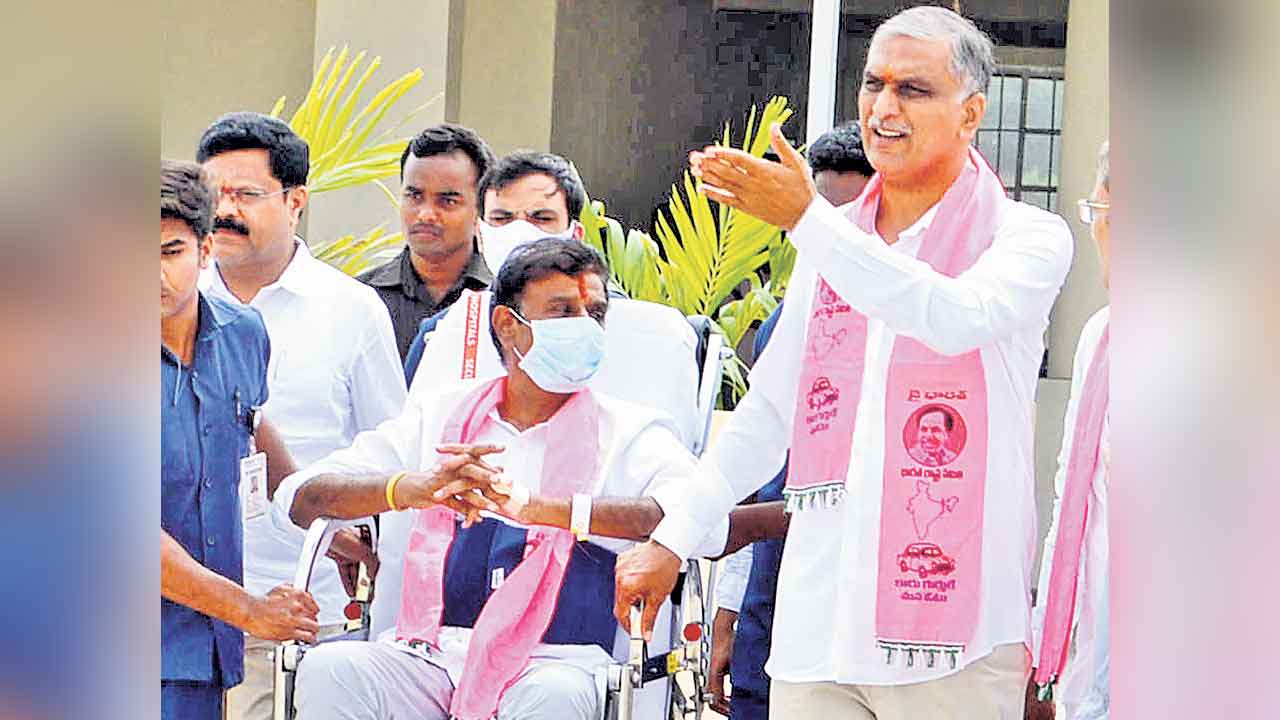 BRS | పండుగలా బీఆర్‌ఎస్‌ నామినేషన్లు.. ఒకేరోజు 109 మంది నామినేషన్‌