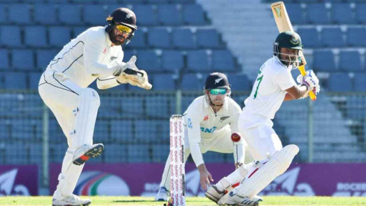 NZ vs BAN | తొలి టెస్టులో కివీస్ బౌల‌ర్ల జోరు.. ఆలౌట్ ప్ర‌మాదంలో బంగ్లాదేశ్‌