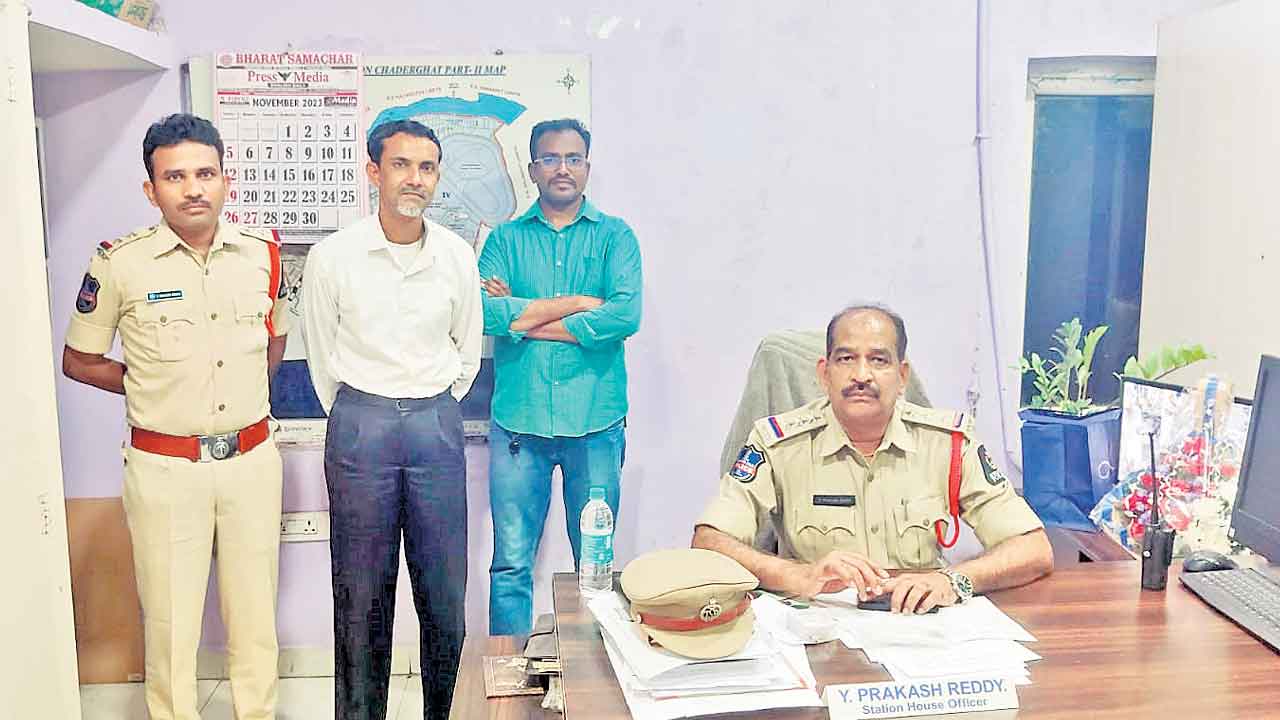 ఎన్నికల ఉల్లంఘన.. ఫిర్యాదులు