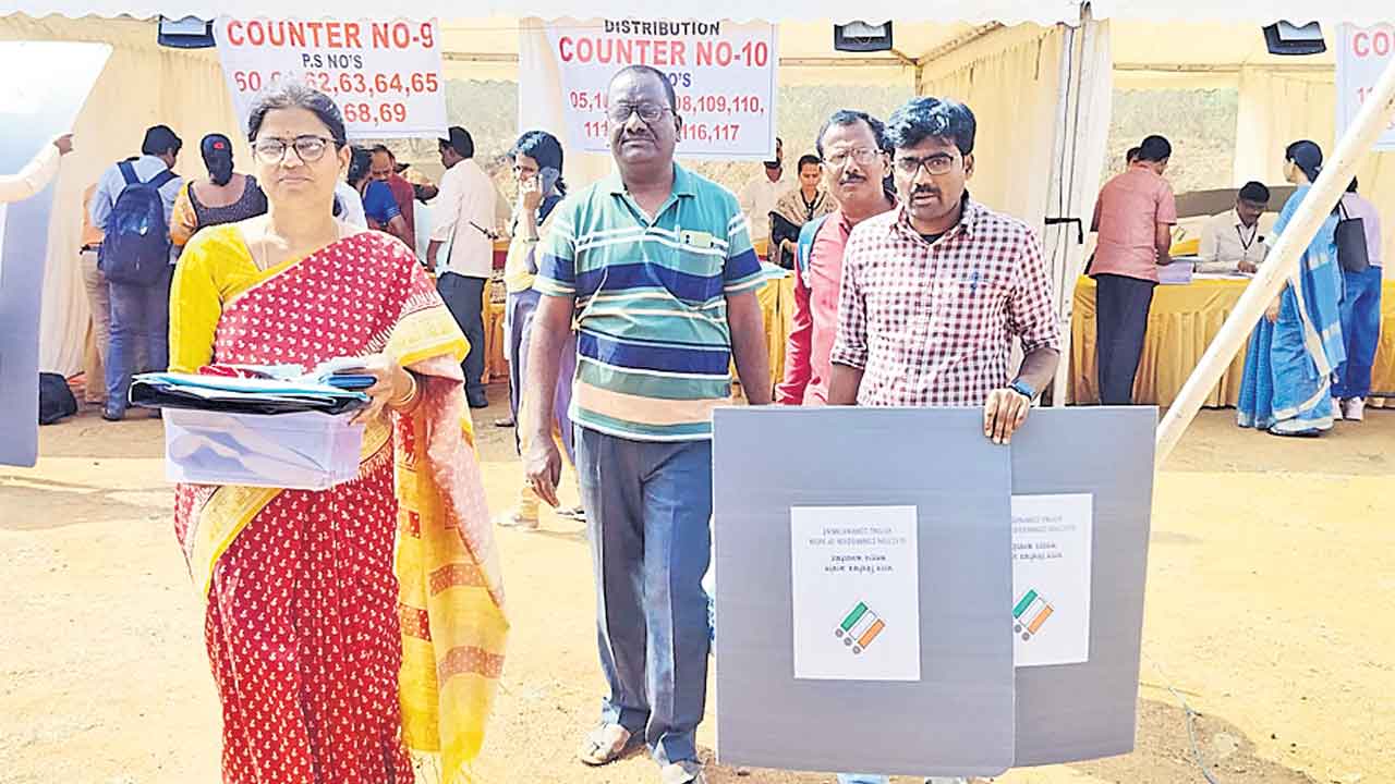 343 పోలింగ్‌ కేంద్రాలు