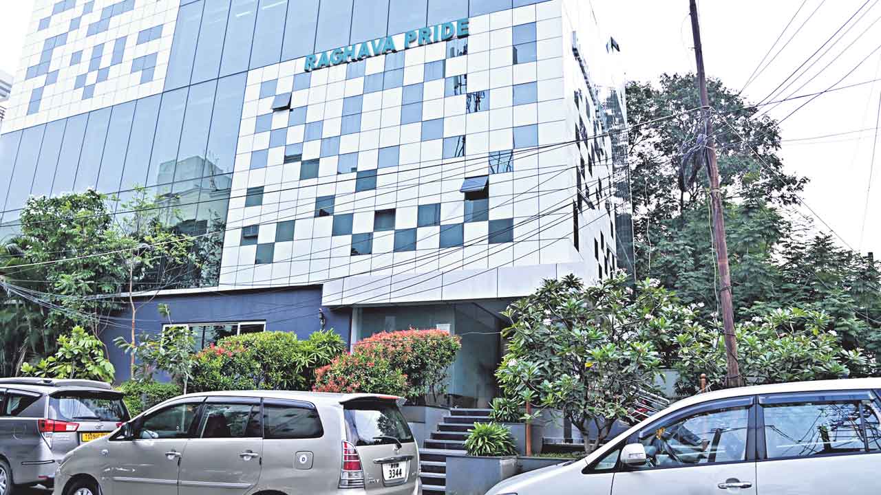 IT Raids | పొంగులేటి పంపకాలపై ఐటీ నజర్‌