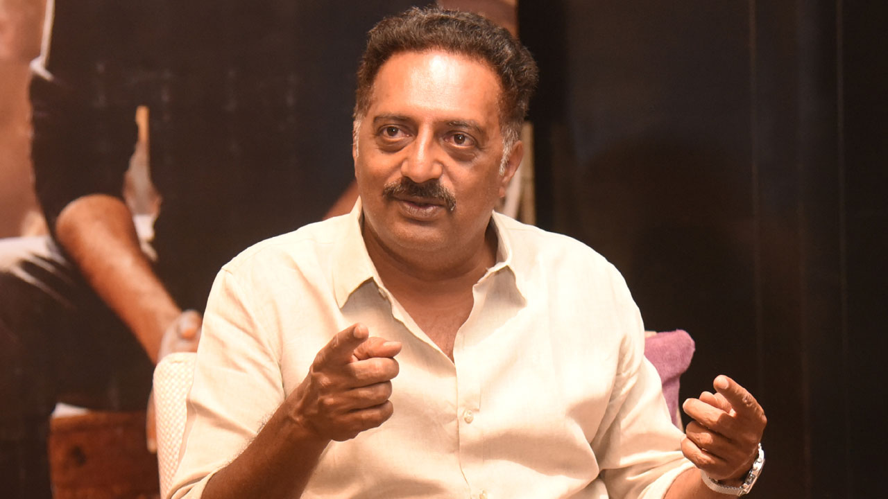 కేరళ ఫిల్మ్‌ అవార్డ్స్‌ జ్యూరీ చైర్మన్‌గా ప్రకాశ్‌రాజ్‌