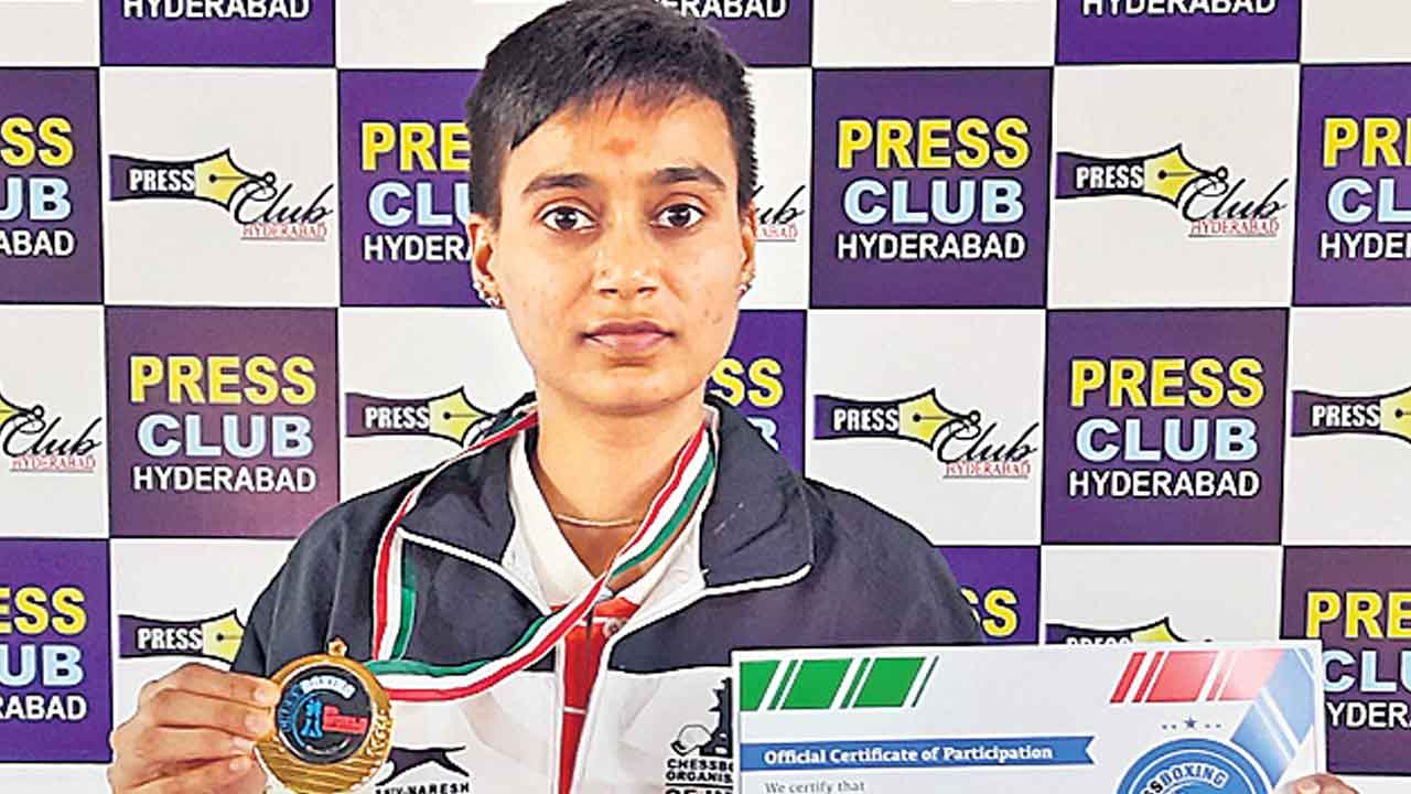 చెస్‌ బాక్సింగ్‌లో సత్తాచాటిన తెలంగాణ ప్రతిభ
