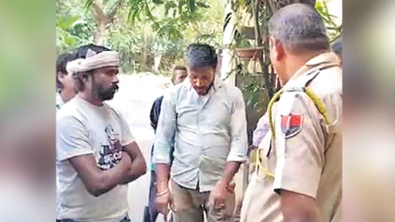 కూలీలకు ‘చెయ్యి’చ్చిన రాజస్థాన్‌ కాంగ్రెస్‌ నేత