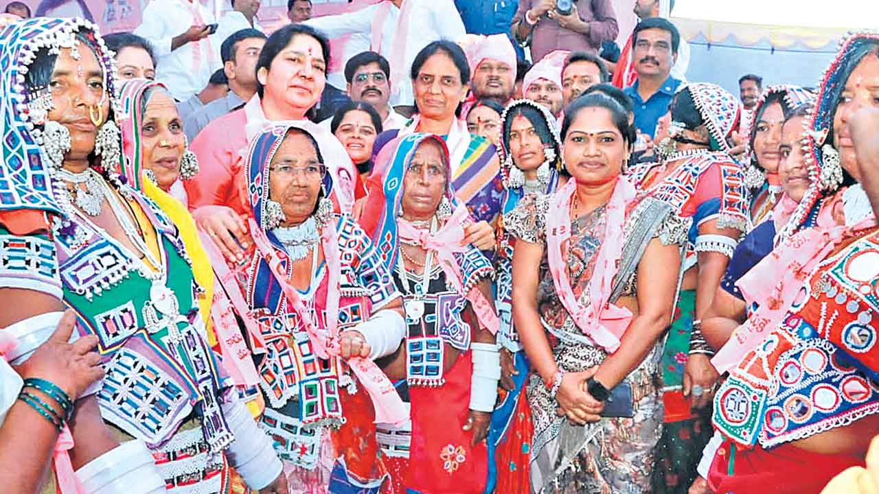 అభివృద్ధిని చూసి ఓటేయండి