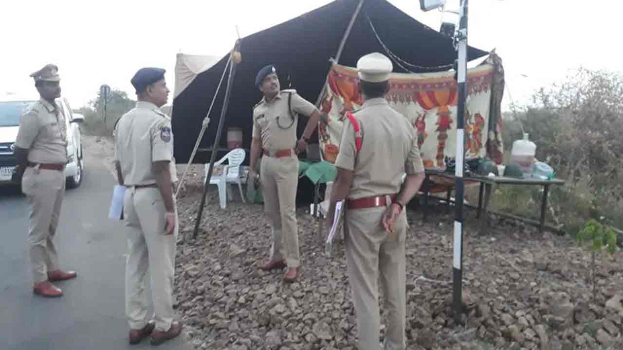 Sangareddy | తెలంగాణ – క‌ర్ణాట‌క స‌రిహ‌ద్దుల్లో 9 అంత‌ర్ రాష్ట్ర చెక్‌పోస్టులు