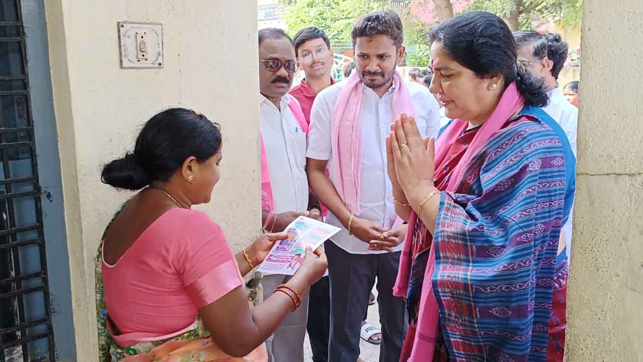 Minister Sathyavathi Rathord | బీజేపీ, కాంగ్రెస్ పార్టీల కల్లబొల్లి మాటలు నమ్మొద్దు : మంత్రి సత్యవతి రాథోడ్