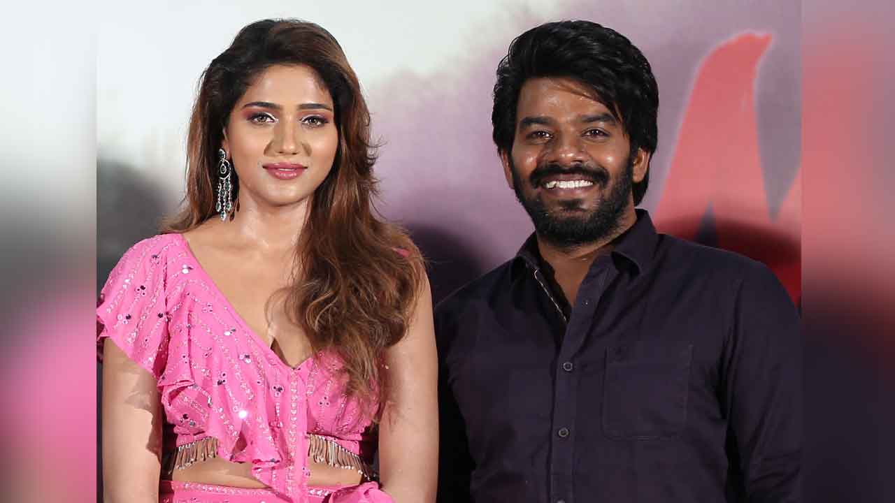 కనుల నీరు రాలదే