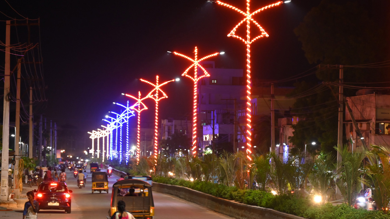 Suryapet | 60 ఏండ్లలో ఎన్ని పార్టీలు వచ్చినా అభివృద్ధిలో వెనుకబాటు.. బీఆర్‌ఎస్‌ హయాంలో పదేండ్లలోనే మాడల్‌ టౌన్‌గా మారిన సూర్యాపేట